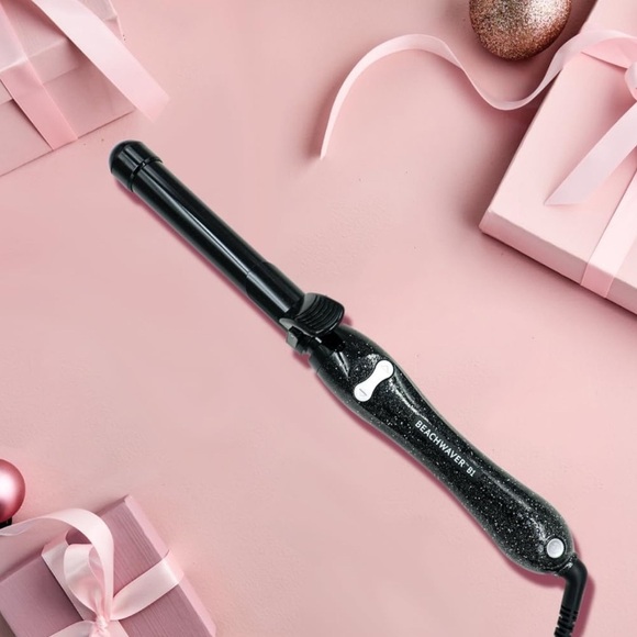 NEW BEACHWAVER Co. B1 Rotating Curling
Iron - 1" - Picture 1 of 8